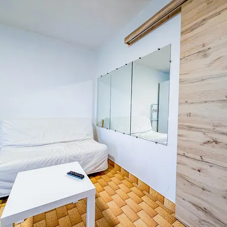 Appartement 4 Personnes - Proche Plage - Calme Apartment *