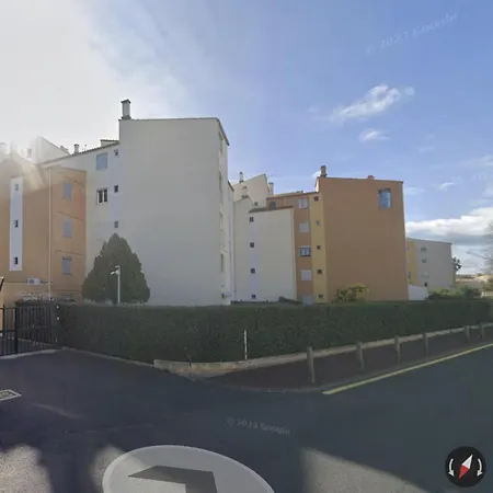 Appartement 4 Personnes - Proche Plage - Calme Apartment *